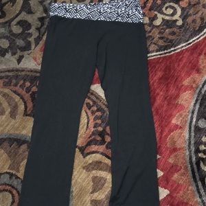 Victoria’s Secret yoga pants